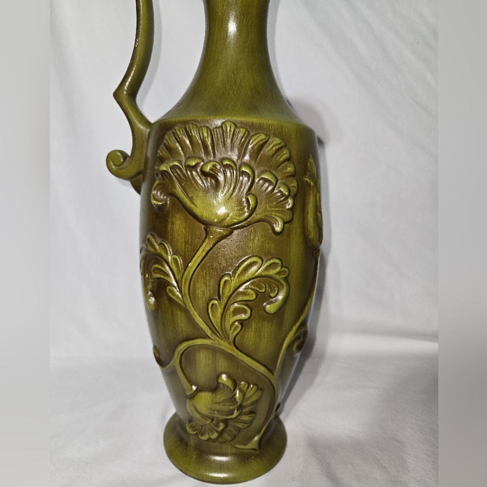 Vintage Haeger Elegant Green Decorative Vase - Picture 8 of 12